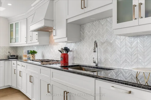 Additional image 14 of 2060 Lakeshore Dr Unit 1605