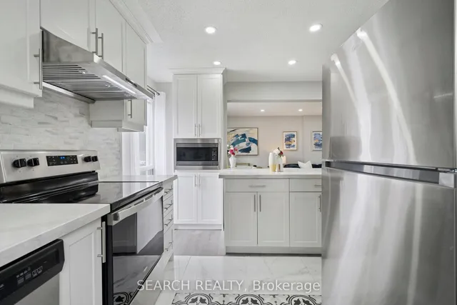 Additional image 18 of 15 Hector Crt
