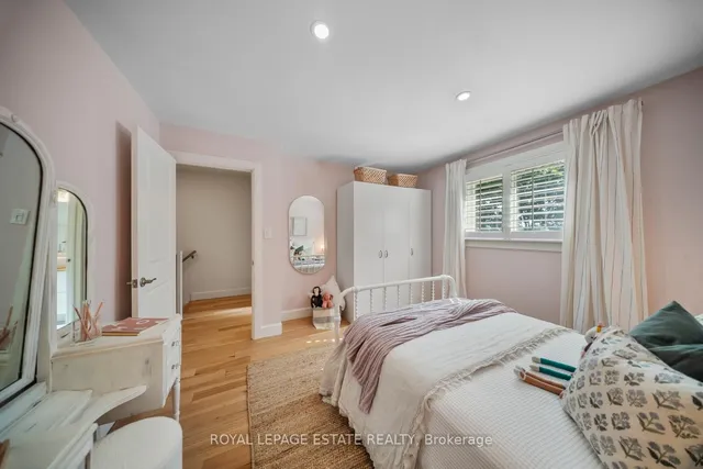 Additional image 24 of 6 Woodfield Rd