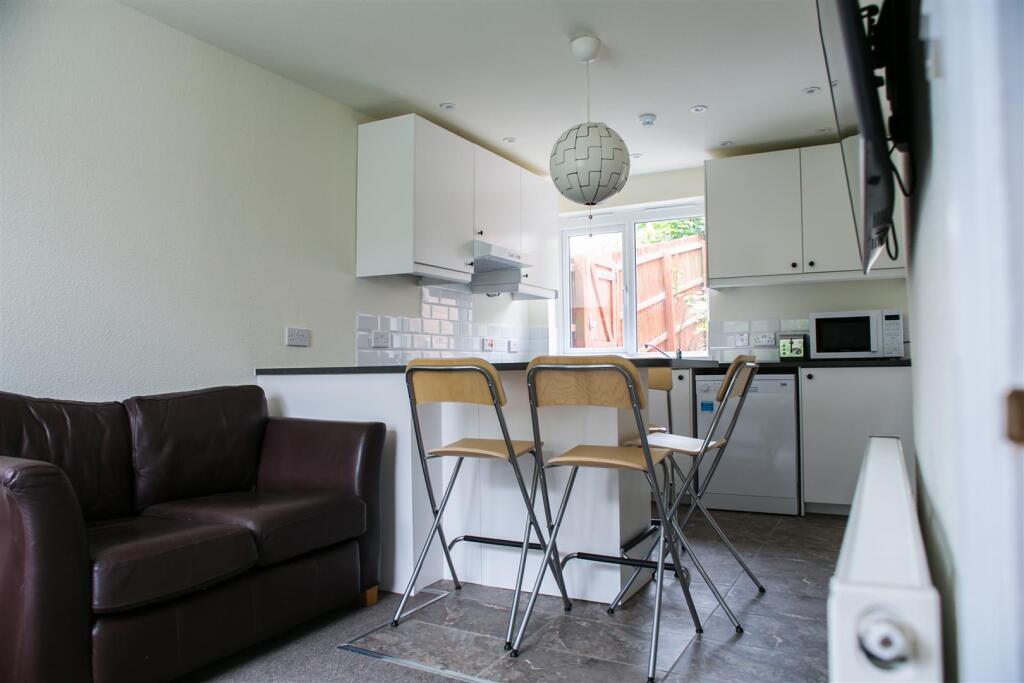 Additional image 4 of Leahurst Crescent, Harborne, Birmingham