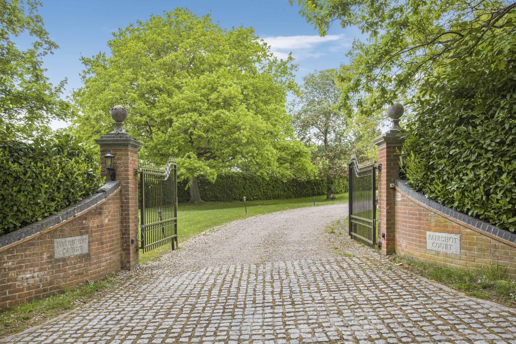 Additional image 19 of Fairshot Court, Woodcock Hill, Sandridge, St. Albans, Hertfordshire