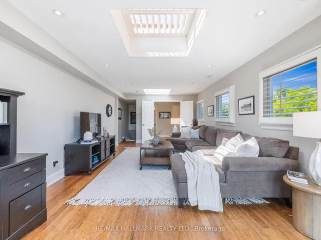 Additional image 43 of 2012 Queen St Unit 306