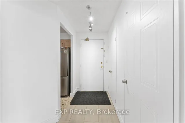 房产图片 4 - 400 Mclevin Ave 单元 1807