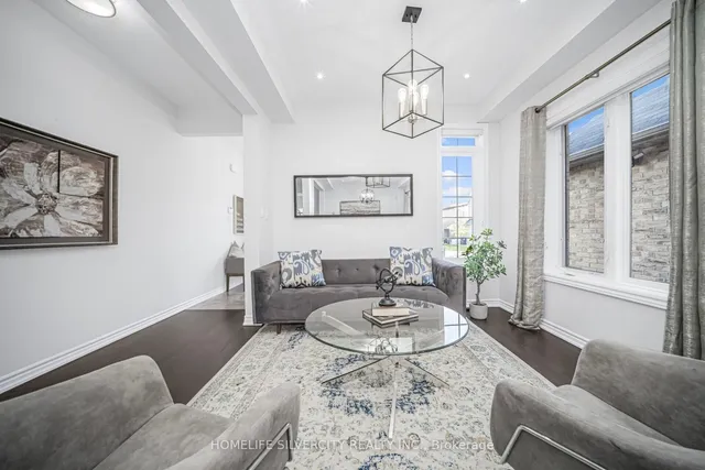 Additional image 5 of 51 Bucksaw St