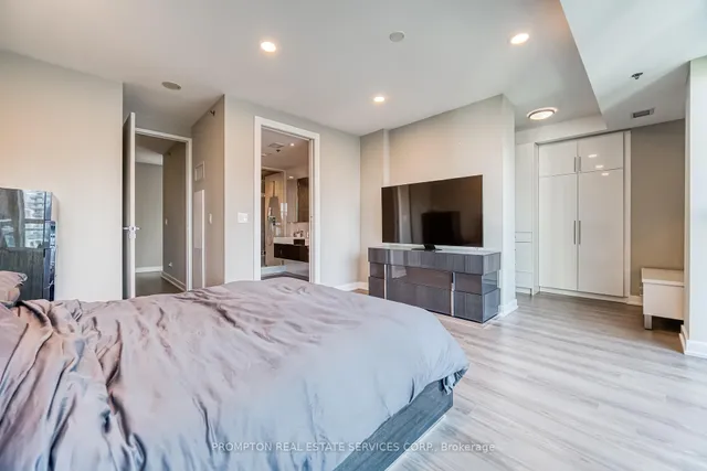 Additional image 26 of 220 George St Unit 1105