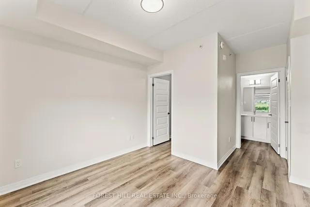 Additional image 14 of 610 Farmstead Dr Unit 201