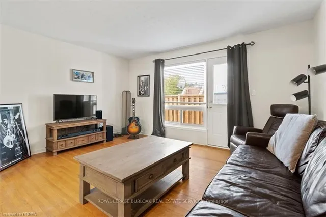 Additional image 8 of 11 Colmar Pl Unit 2