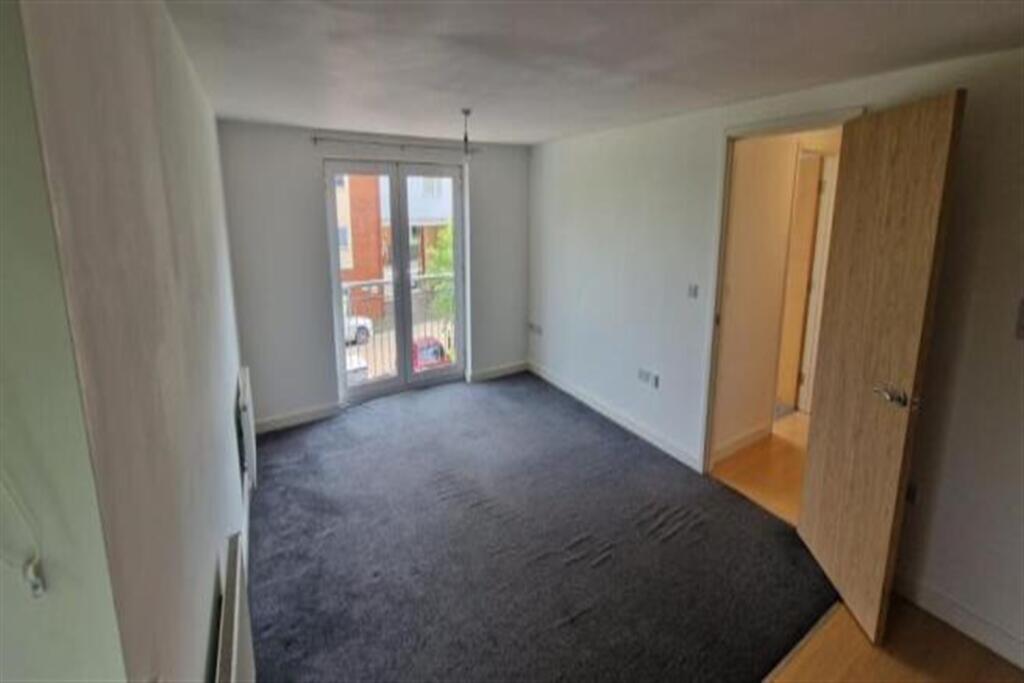 Additional image 3 of 2 bedroom property in Great Colmore Street, Birmingham