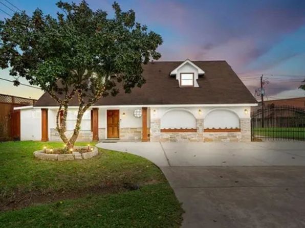 3603 Zoch Ln, Houston, TX 77092
