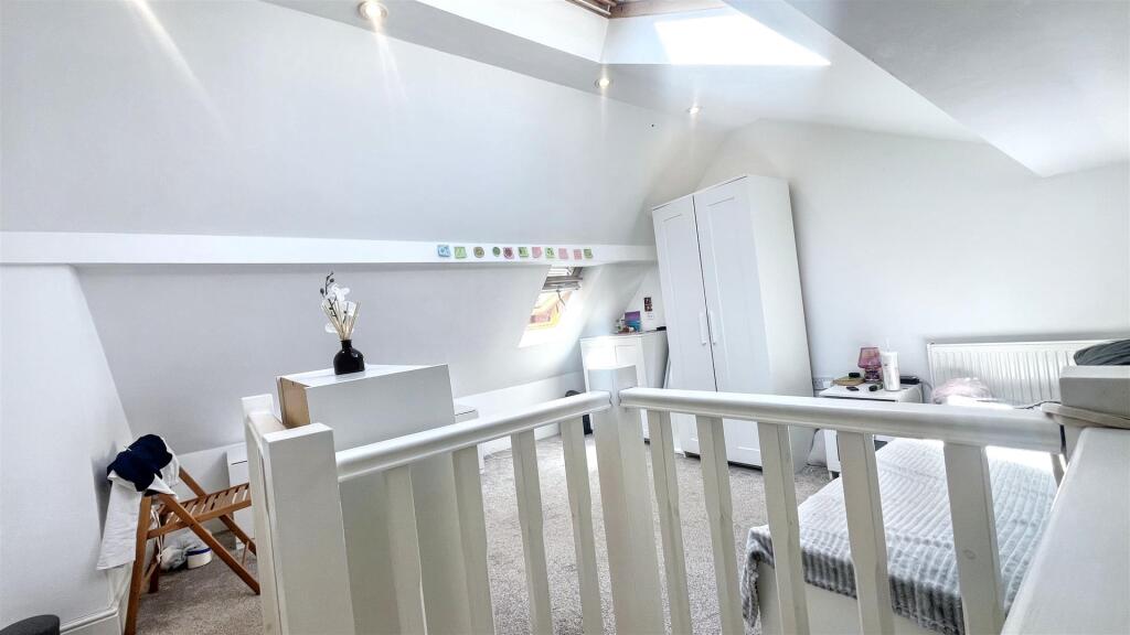 Additional image 8 of Hill Crest Road, Moseley