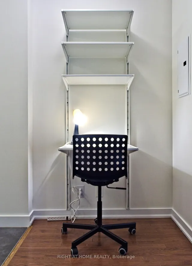 Additional image 8 of 12 York St Unit 1905