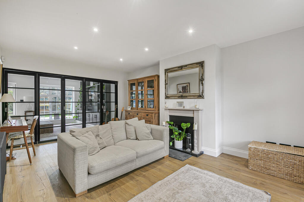 Additional image 30 of The Valley Green, Welwyn Garden City, Hertfordshire, AL8