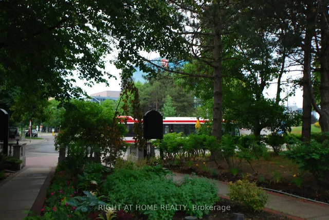 Additional image 37 of 18 Concorde Pl Unit 601