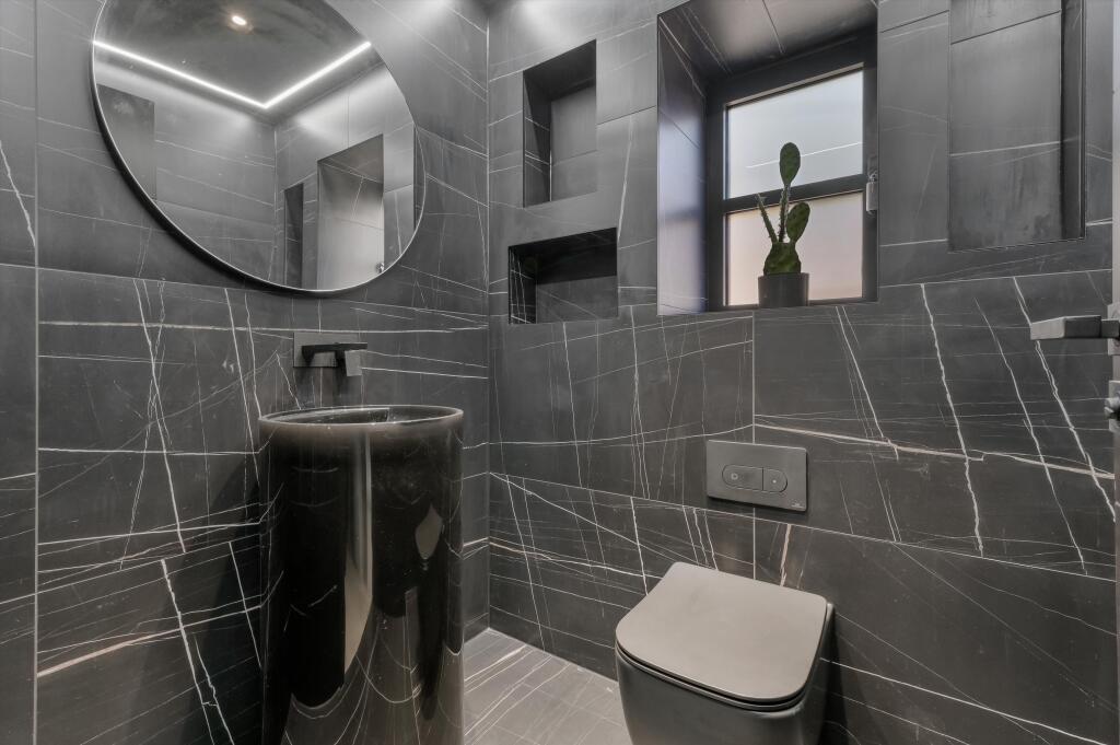 Additional image 31 of Brookmans Avenue, Brookmans Park, Hatfield, Hertfordshire, AL9