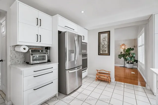 Additional image 17 of 205 Portage Lane