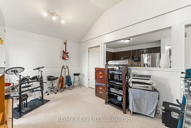 Additional image 19 of 56 Steepleridge St