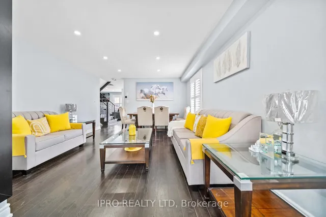 Additional image 6 of 14 Saddleback Sq