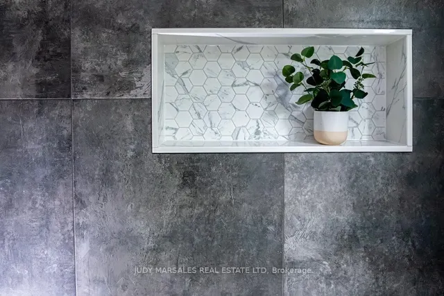 房产图片 29 - 28 PARKSIDE Ave