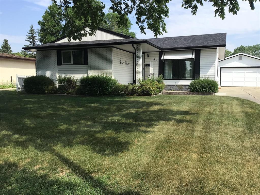 83 South Lake Drive|Winnipeg, Manitoba R2Y1T5