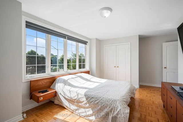 Additional image 24 of 29 Candlebrook Cres