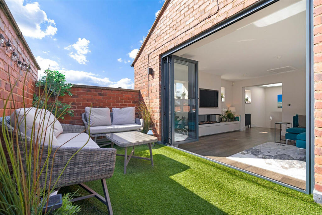 Additional image 39 of Warstone Lane, Birmingham, West Midlands B18 6NZ