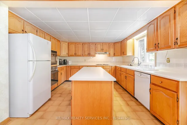 Additional image 14 of 106 Kenpark Ave