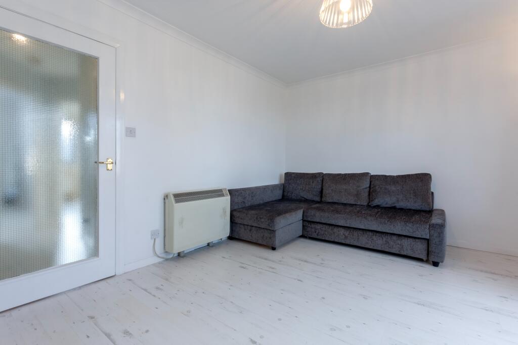 Additional image 5 of Park Road Court, The Beach, Aberdeen, AB24