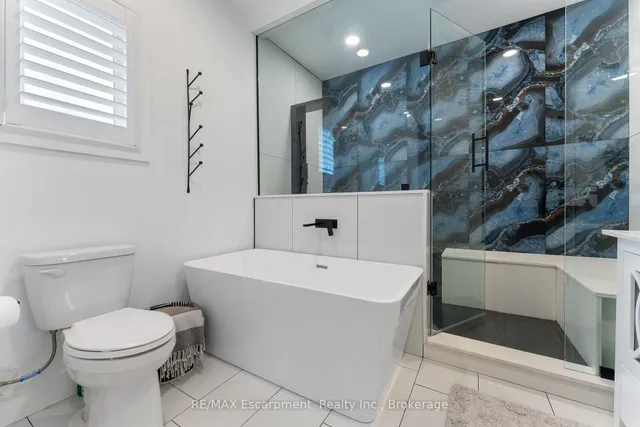 Additional image 25 of 671 Peele Blvd