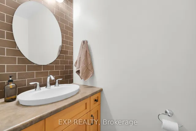 Additional image 21 of 20 Blue Spruce Crt