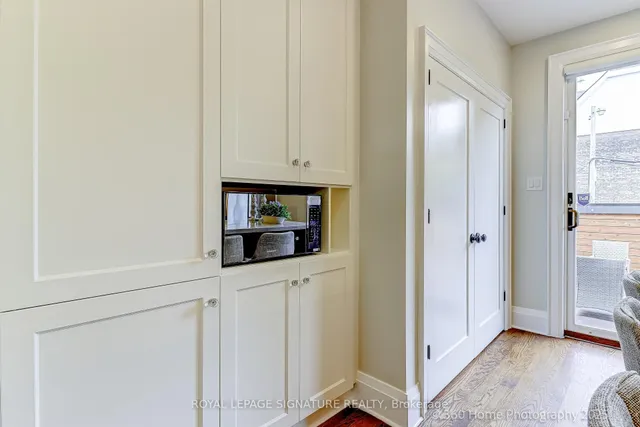 Additional image 13 of 465 Pape Ave