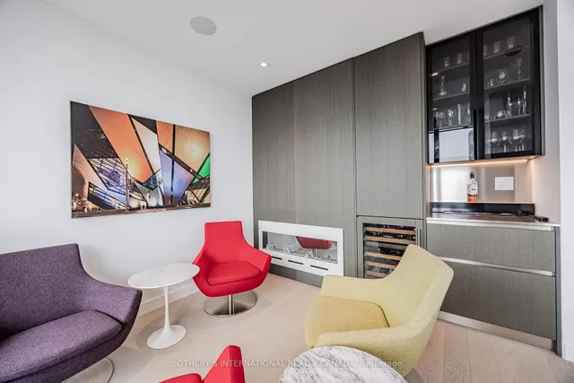 Additional image 11 of 33 Lombard St Unit 2609