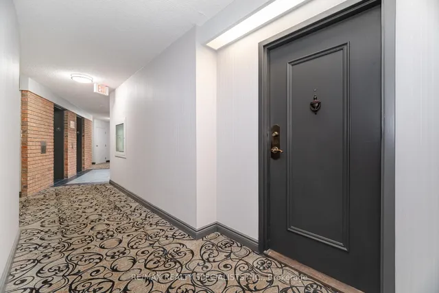 房产图片 4 - 1240 Marlborough Crt 单元606