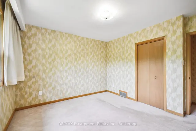 Additional image 20 of 3212 Cedartree Cres