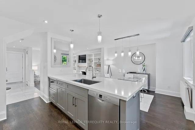 Additional image 16 of 7 Roe Ave