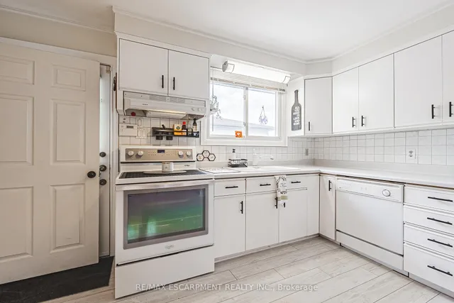 Additional image 11 of 44 Billington Cres