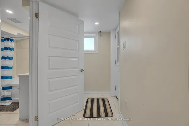 Additional image 22 of 38 Eastvale Pl