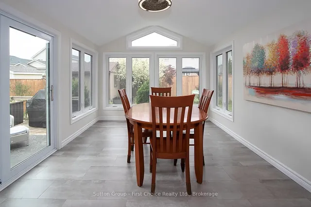 Additional image 18 of 293 Huck Cres