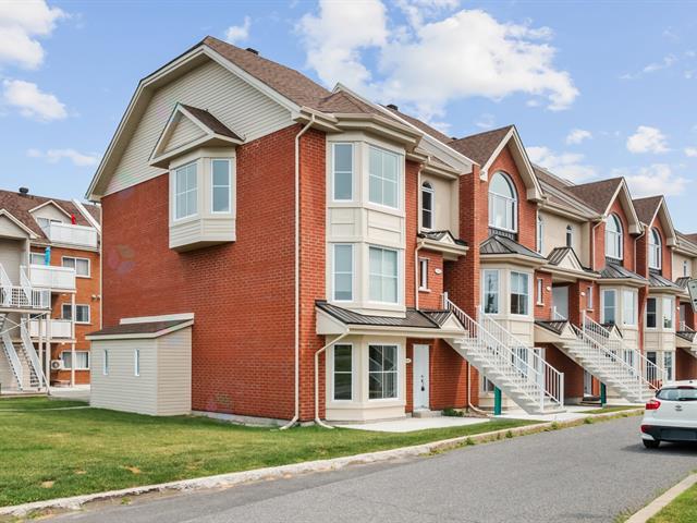 9322 Rue Riverin|Brossard, Quebec J4X3A5