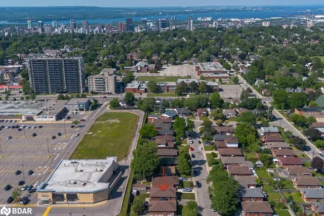 Additional image 35 of 42 Terrace Dr