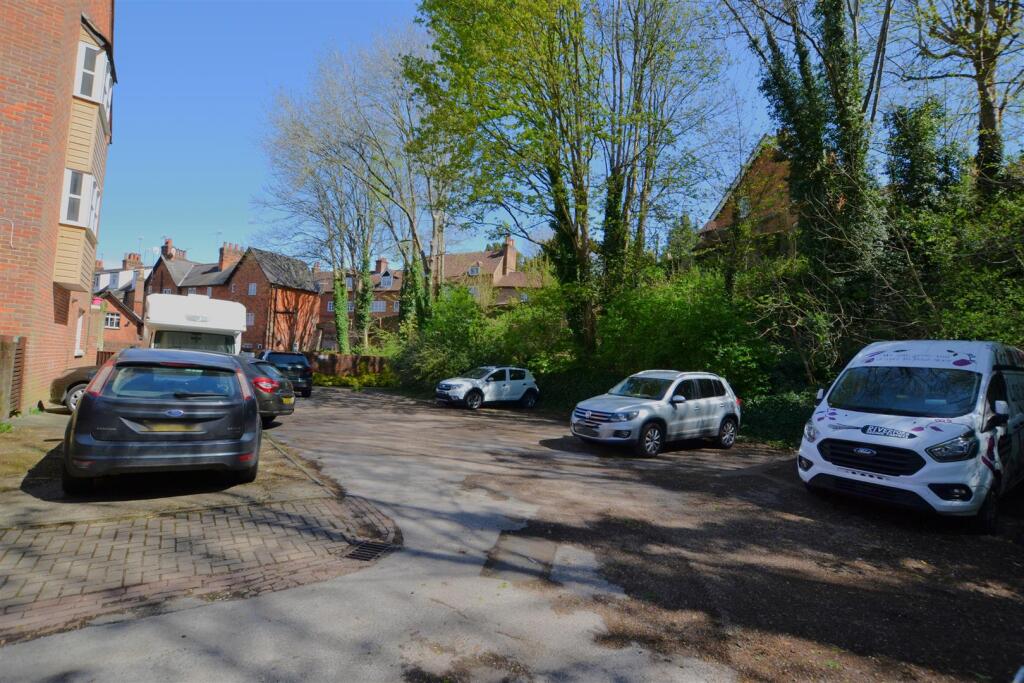 Additional image 22 of Jacobs Ladder, Old Hatfield