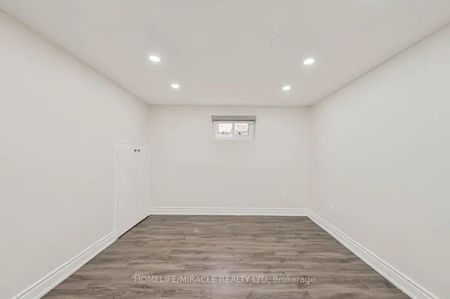 Additional image 30 of 159 Taysham Cres