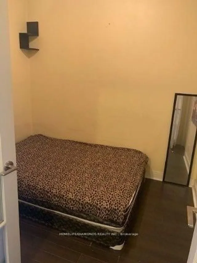 Additional image 12 of 80 Absolute Ave Unit 401