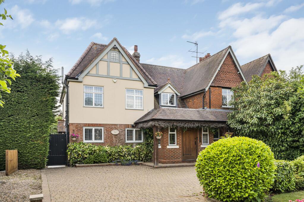 Stanborough Cottages, Welwyn Garden City, Hertfordshire, AL8