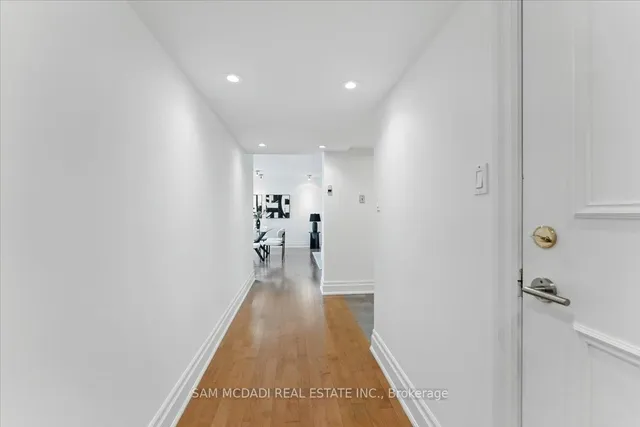 Additional image 4 of 2045 Lake Shore Blvd Unit 1605