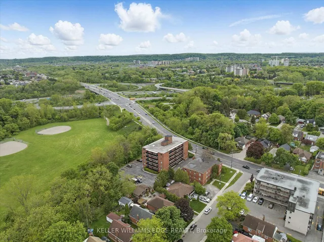 Additional image 35 of 2373 King St Unit 43