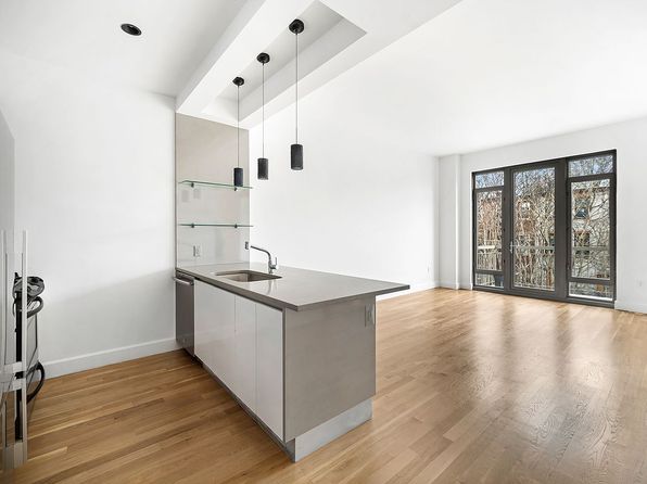315 Gates Ave APT 3L, Brooklyn, NY 11216