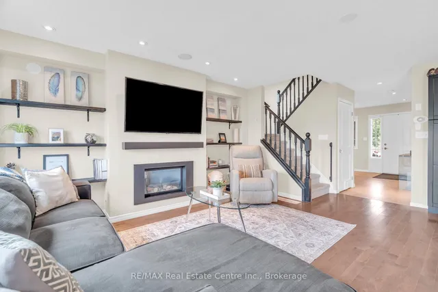 Additional image 14 of 939 Zeller Cres