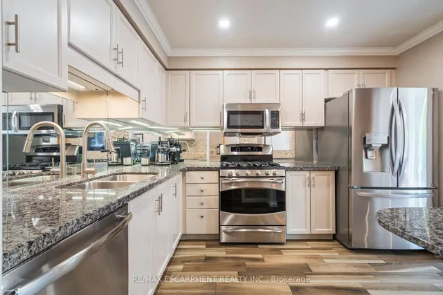 Additional image 15 of 1231 Blanshard Dr