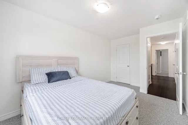 Additional image 31 of 24 Kingsborough Dr