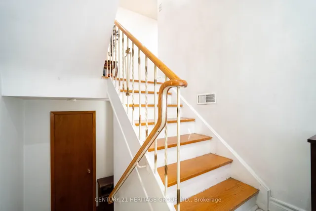 Additional image 33 of 59 NORTH BONNINGTON Ave